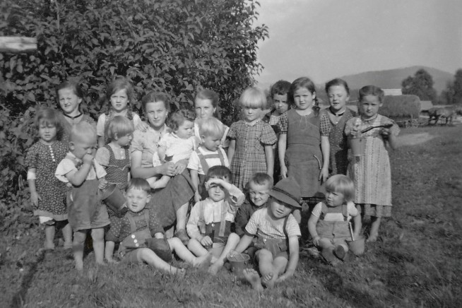 o2-kindergarten-kerschbaum-1941-unby.jpg